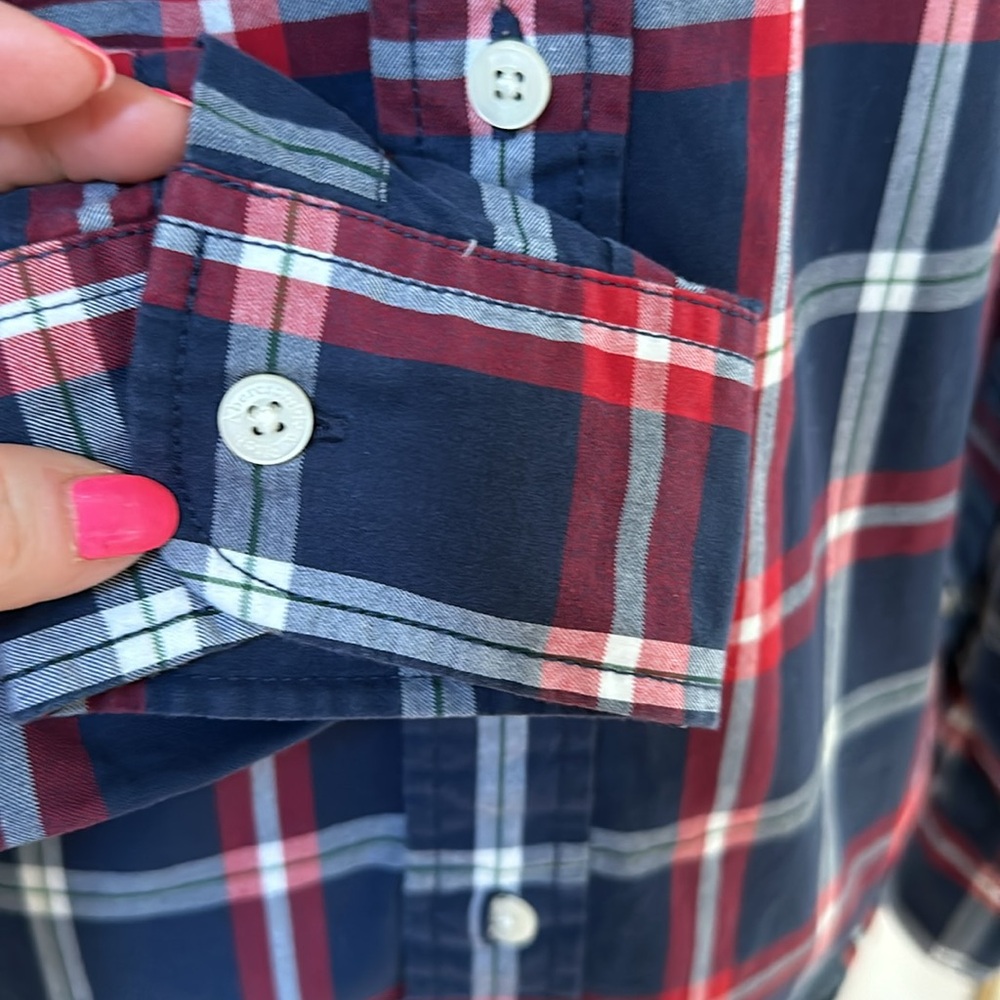 Abercrombie & Fitch men’s plaid button down shirt.  Size Small,Excellent cond. - Picture 3 of 5